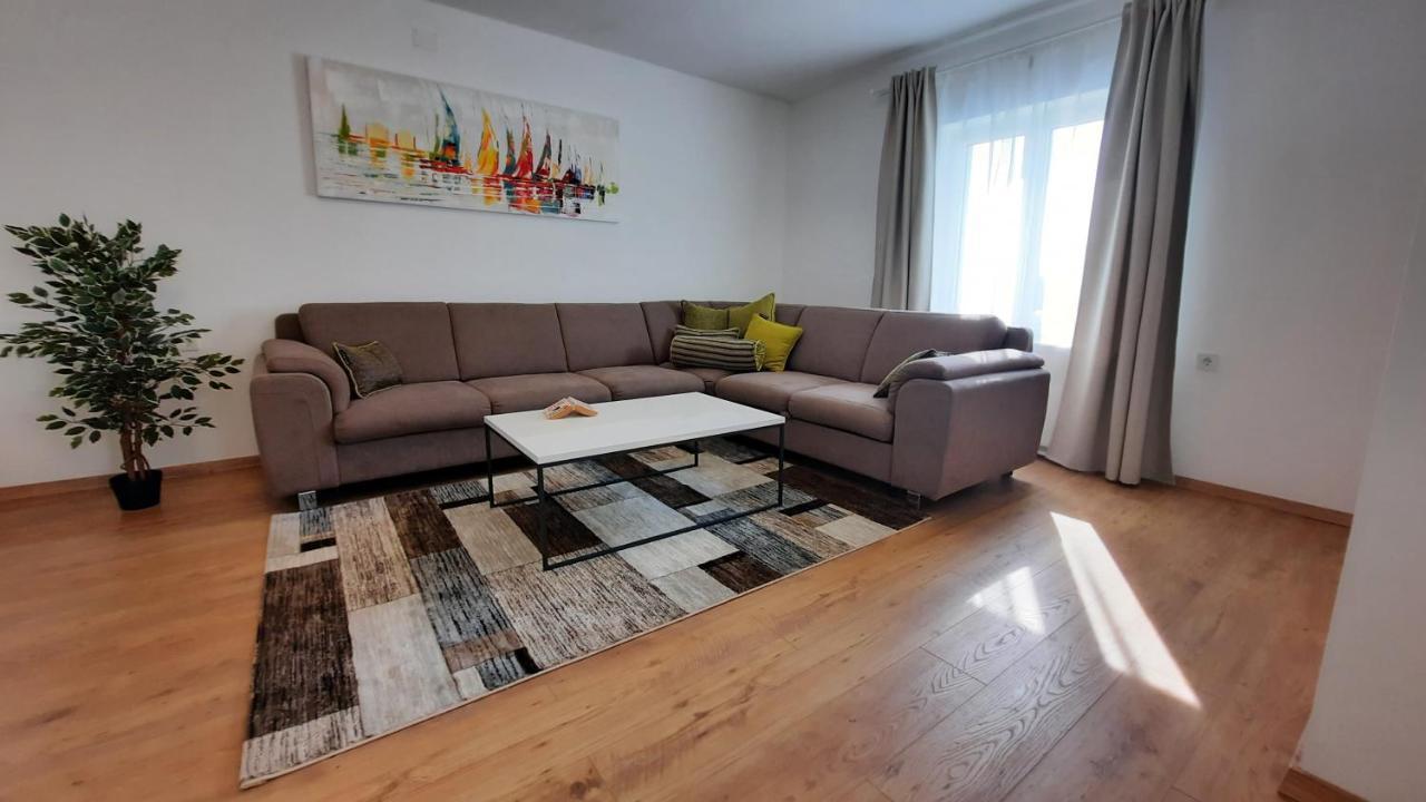 Apartman Ela Donji Rukavac Eksteriør billede