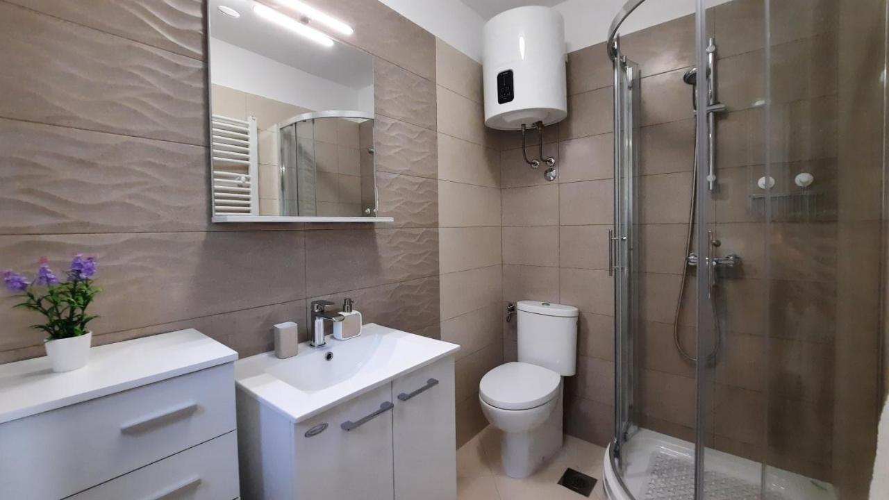 Apartman Ela Donji Rukavac Eksteriør billede